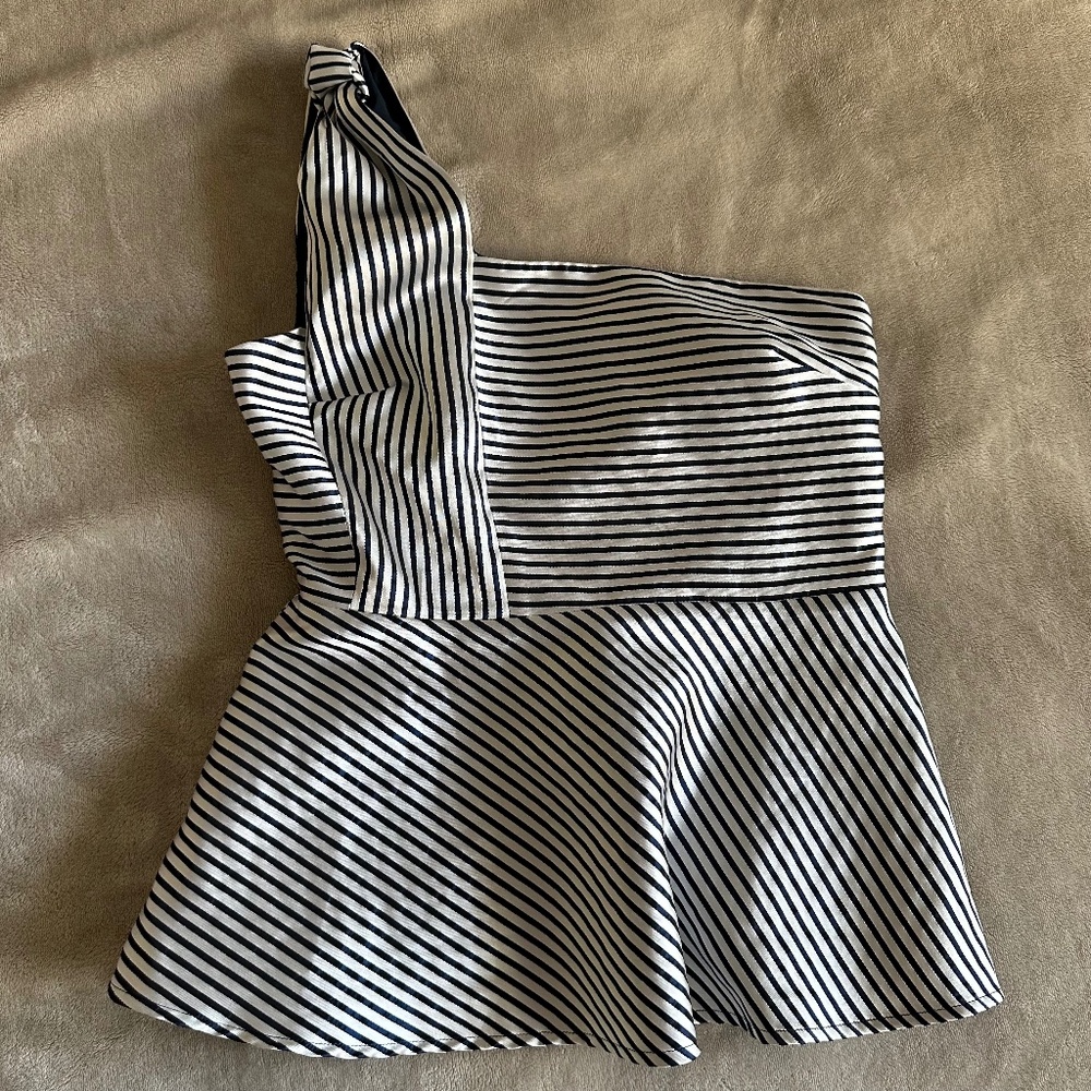 Banana Republic One Shoulder Peplum Top Size 2